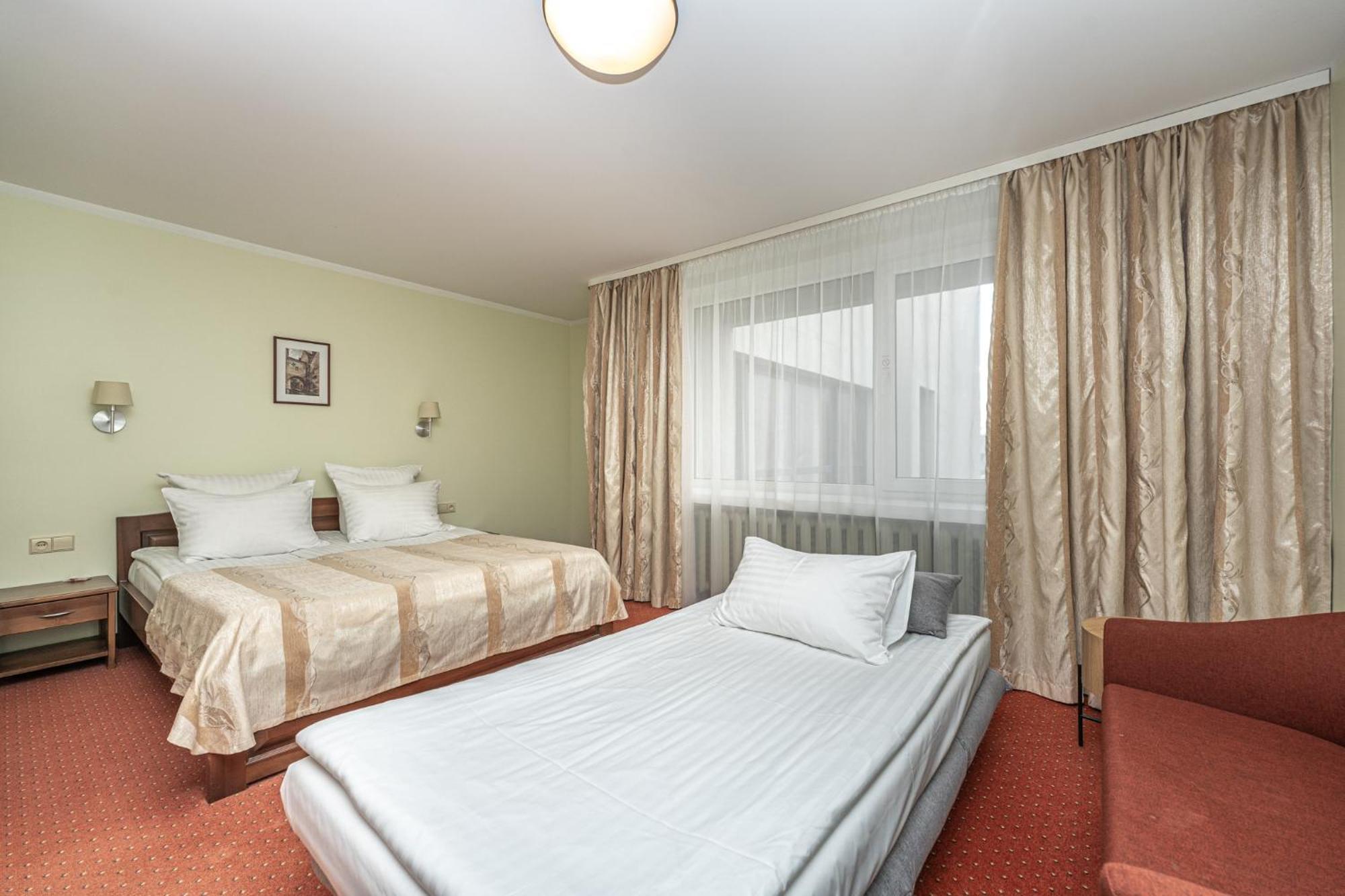 Airinn Vilnius Hotel Buitenkant foto