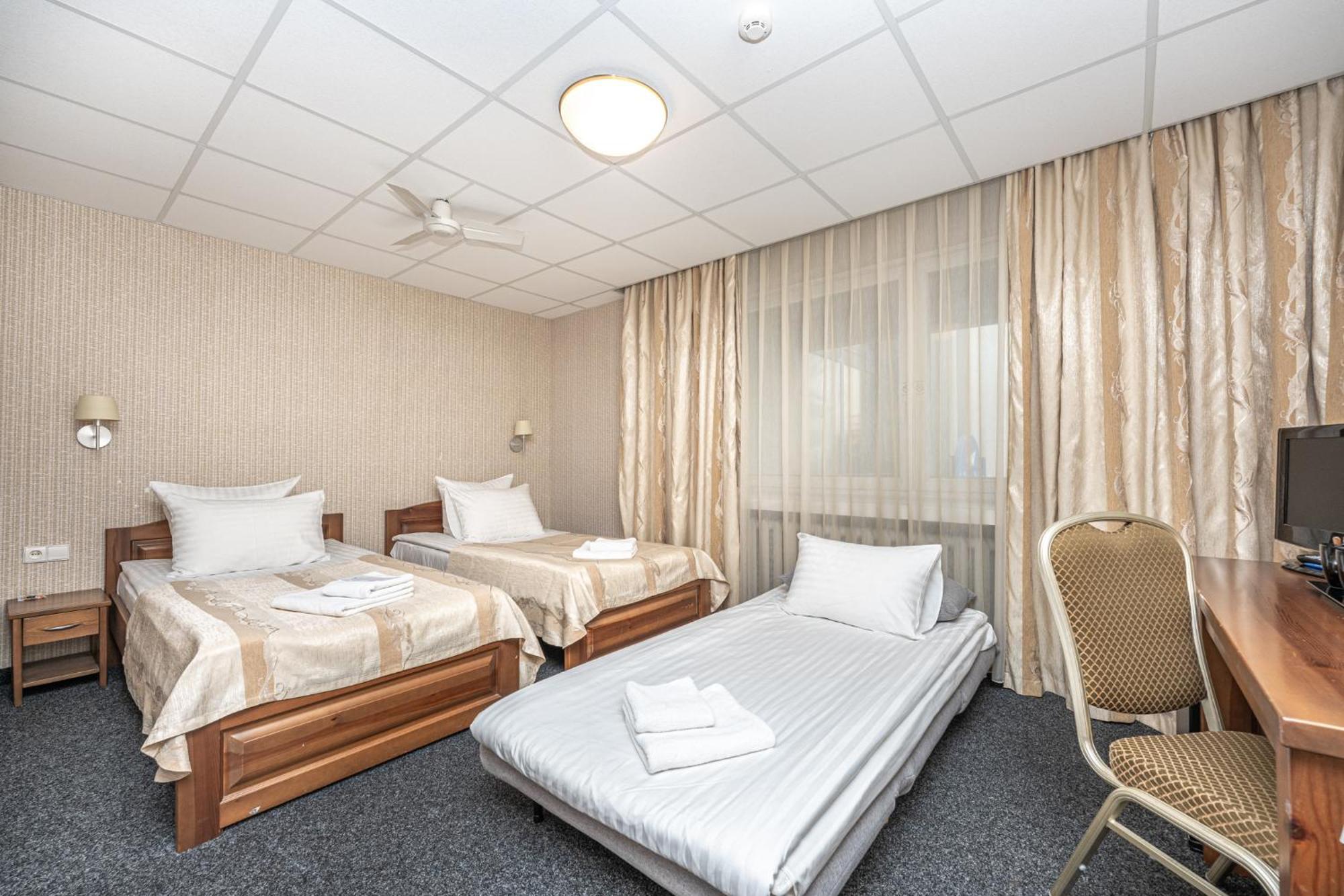 Airinn Vilnius Hotel Buitenkant foto