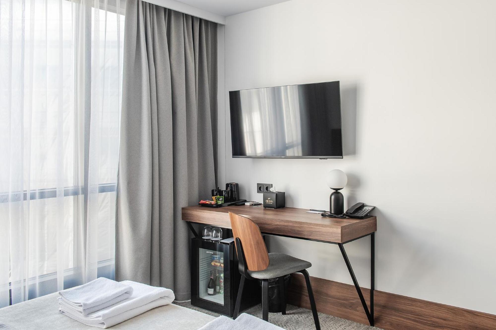 Airinn Vilnius Hotel Buitenkant foto