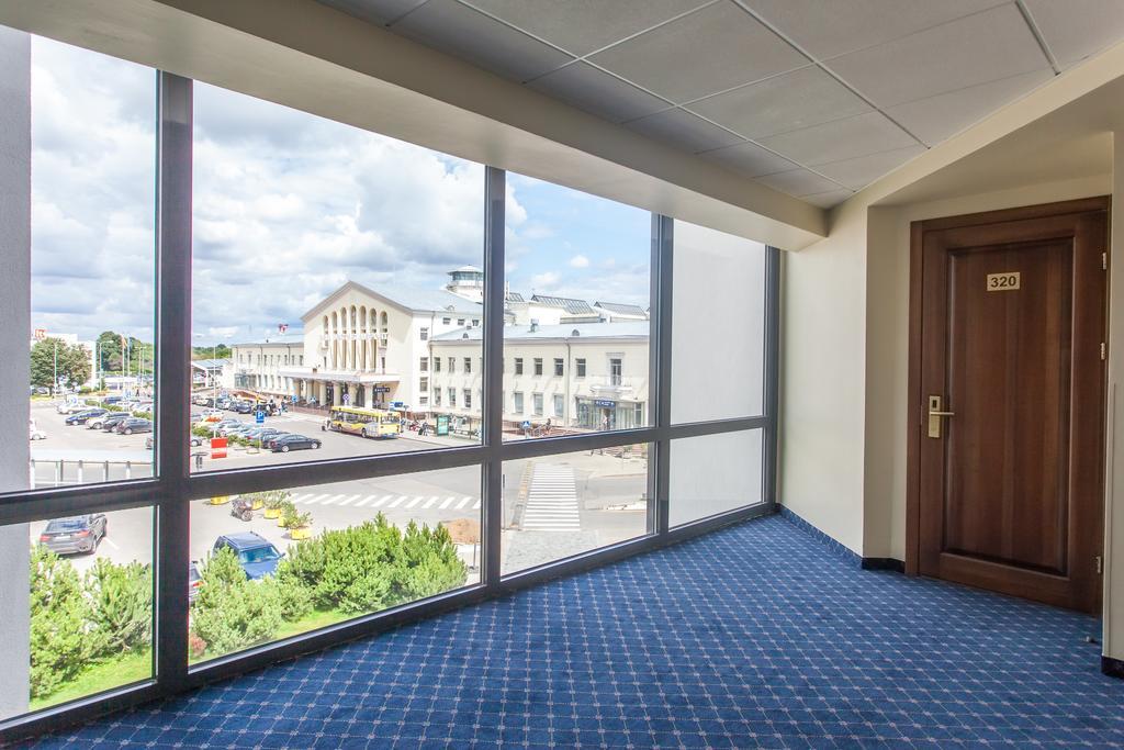 Airinn Vilnius Hotel Buitenkant foto