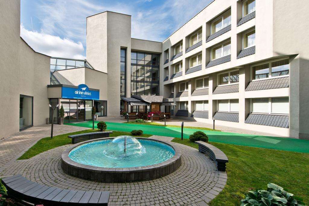 Airinn Vilnius Hotel Buitenkant foto